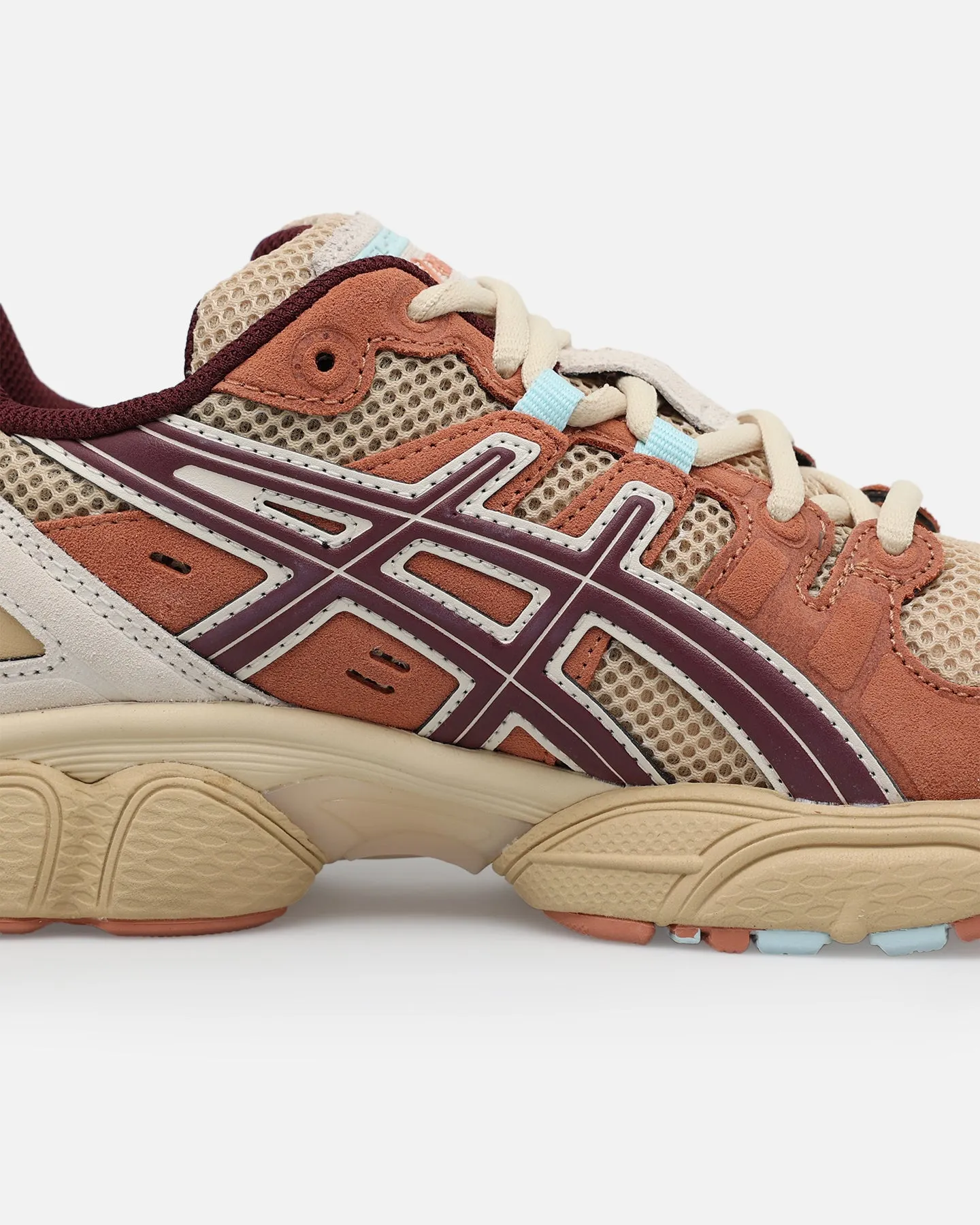 Asics Women's Gel-Nimbus 9 Dune/Port Royal