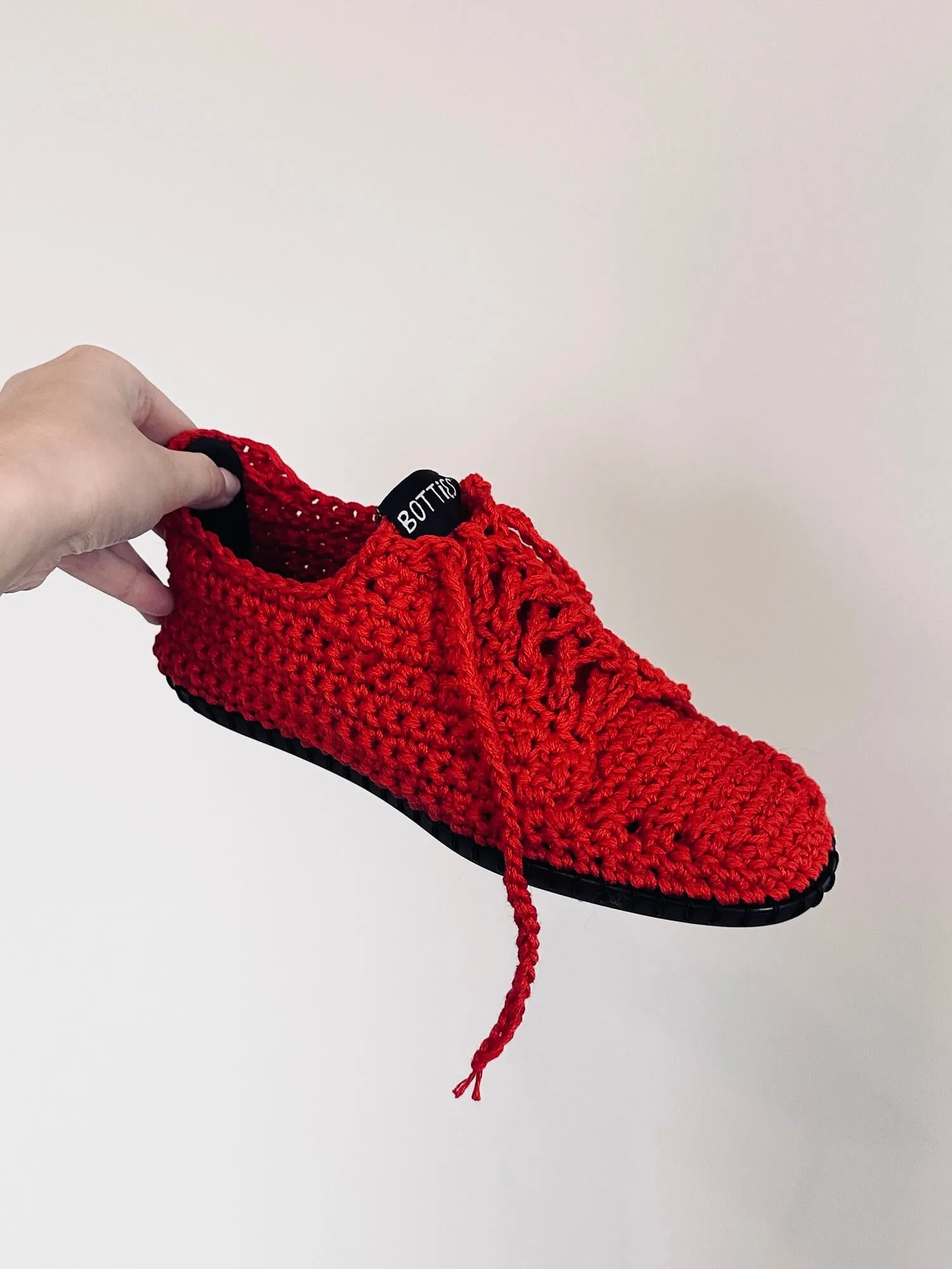 Crochet Kit - Sneaker Botties