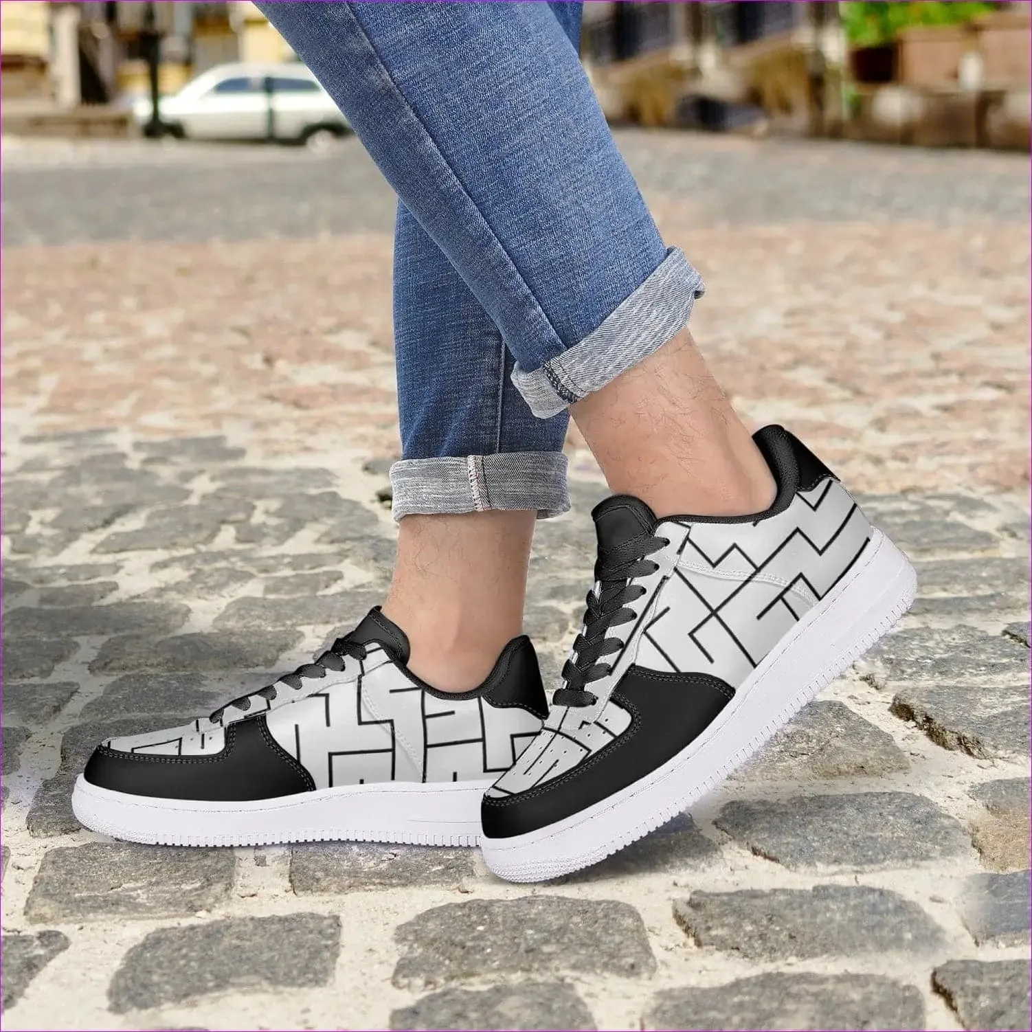 Labyrinth Low-Top Leather Sports Sneakers