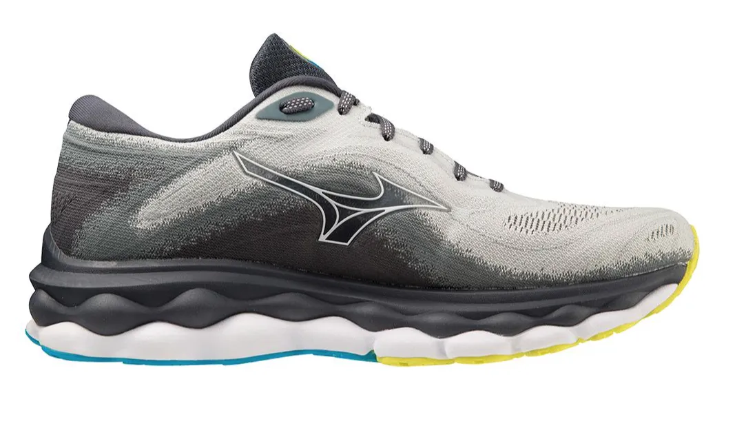 M Mizuno Wave Sky 7