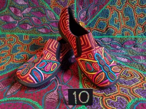 Moccasin Mola Shoes - Size 10 - Mariposa