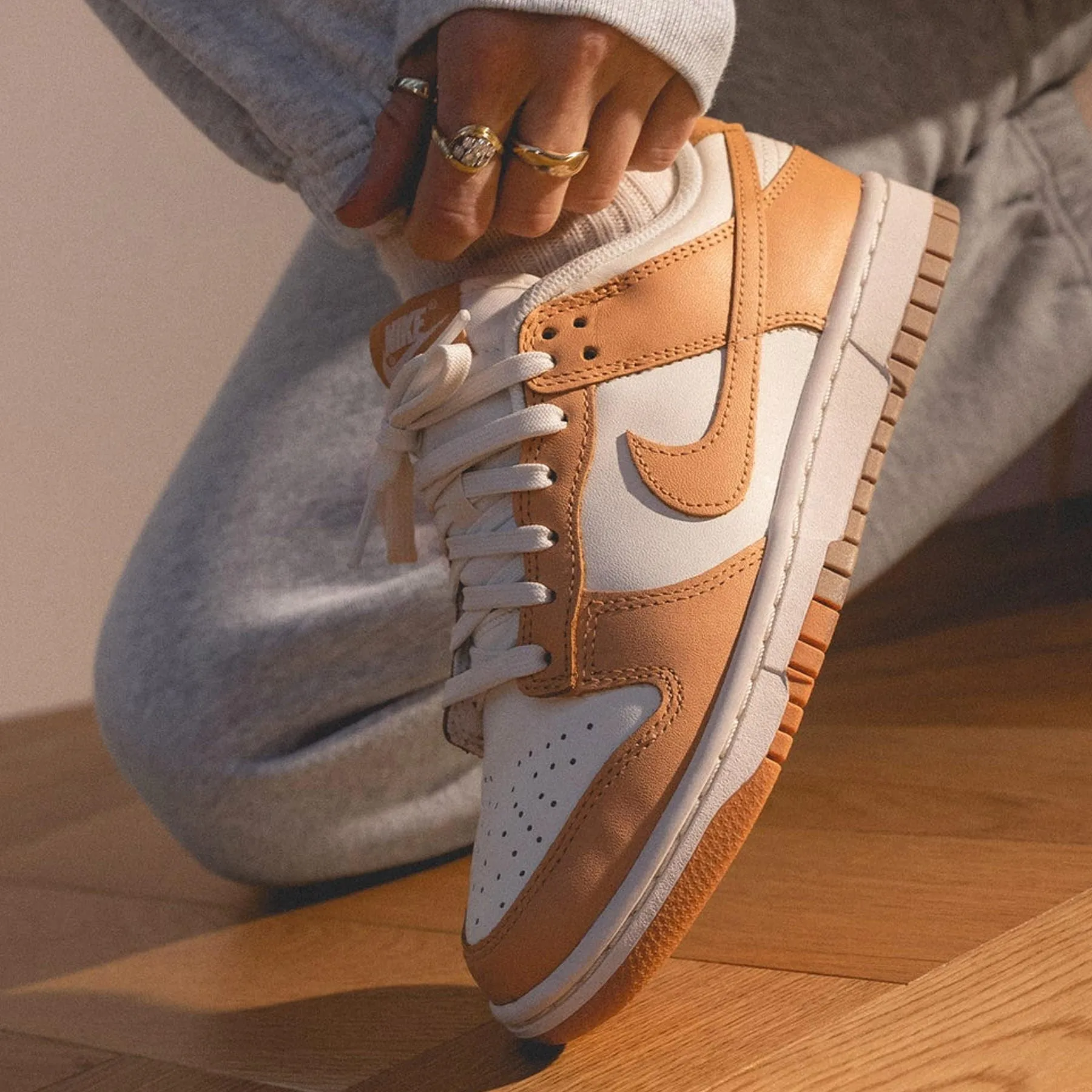 Nike Dunk Low Wmns 'Harvest Moon'