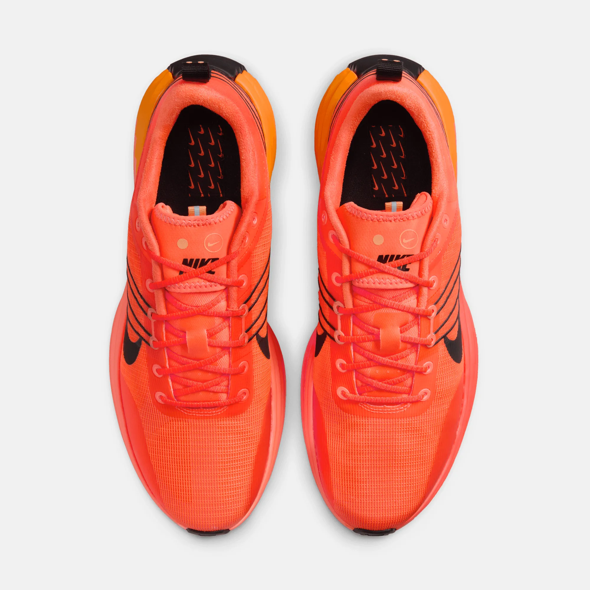 Nike Lunar Roam Hyper Crimson