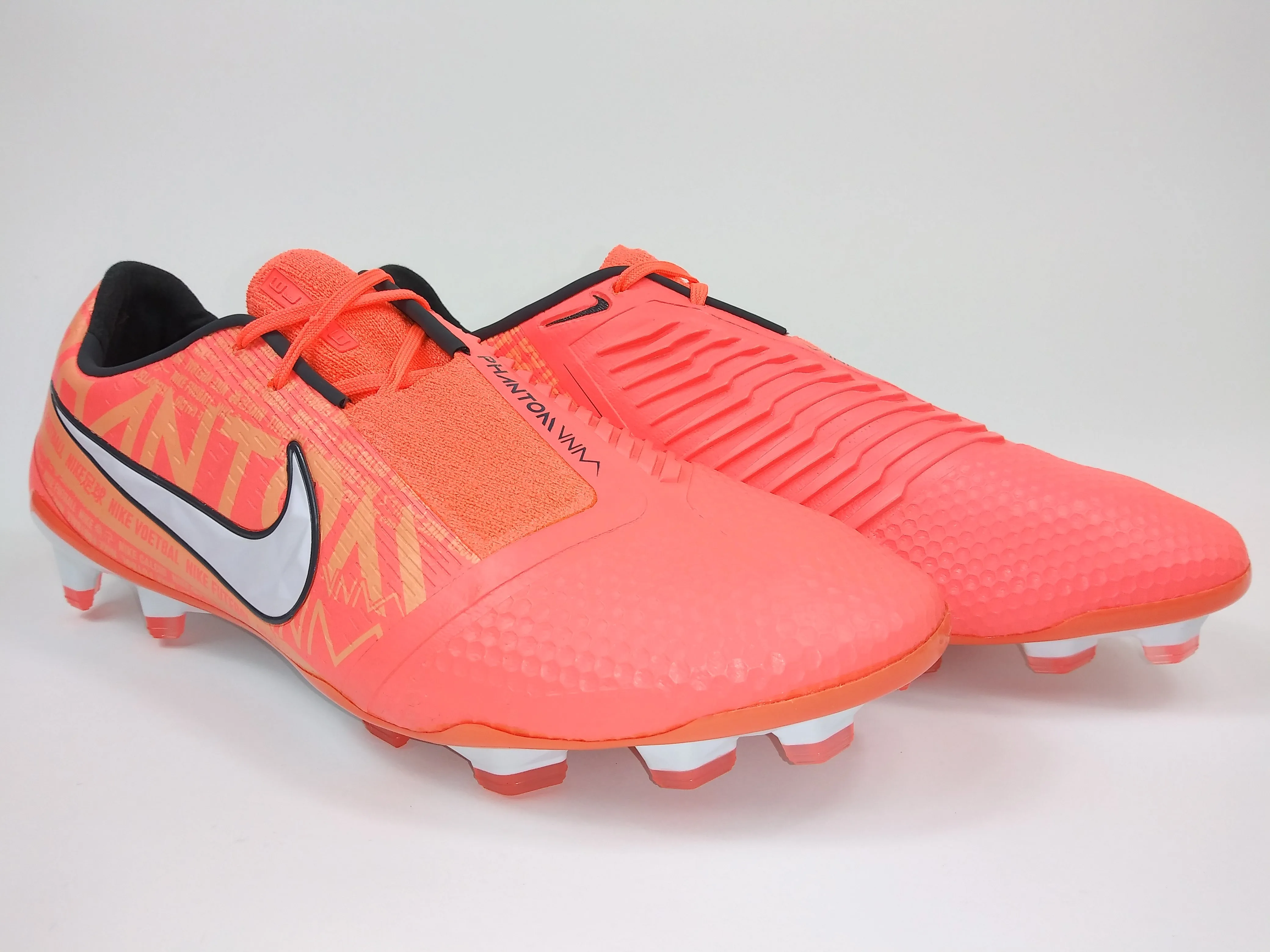 Nike Phantom Venom Elite FG Peach