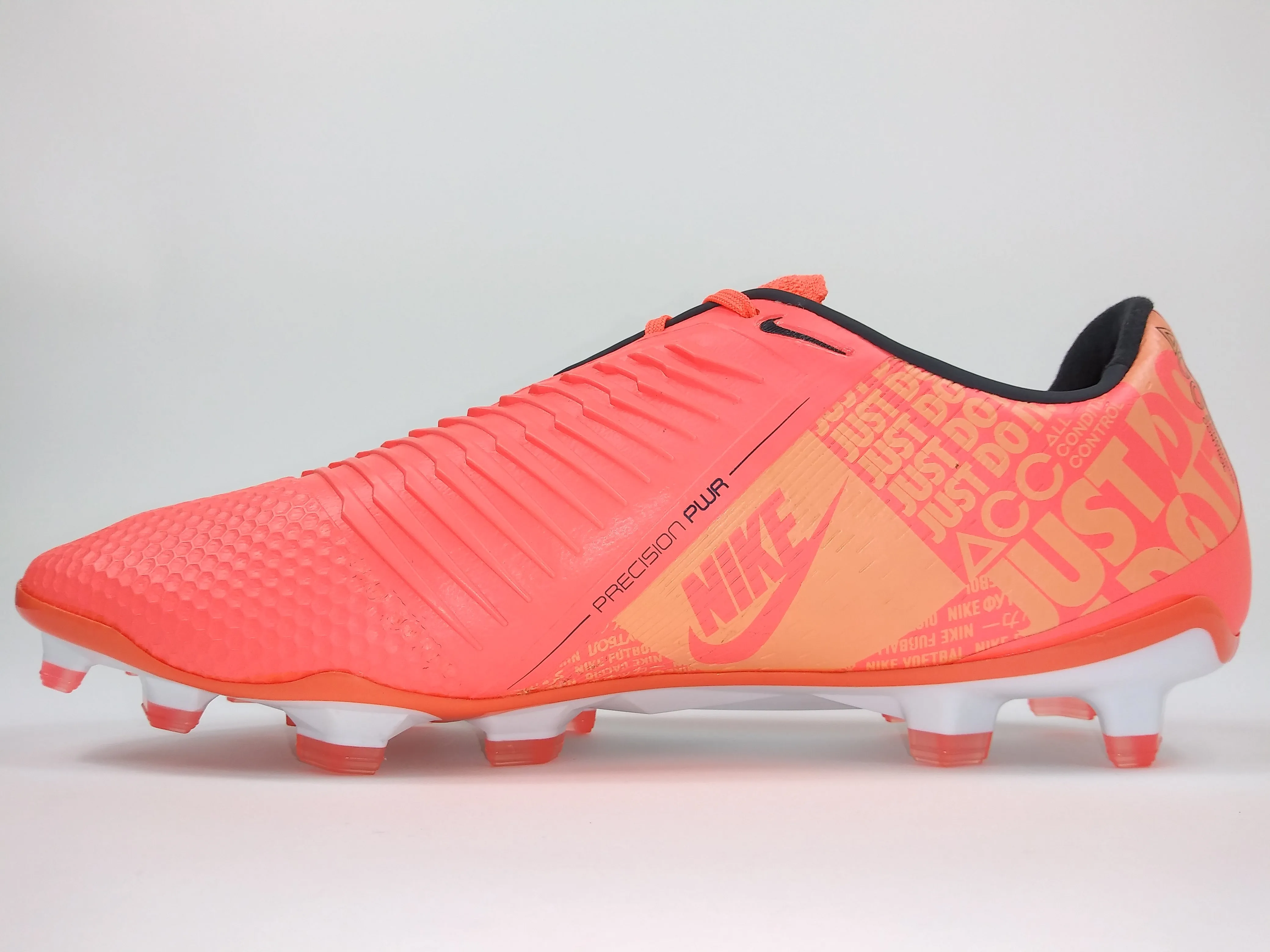 Nike Phantom Venom Elite FG Peach