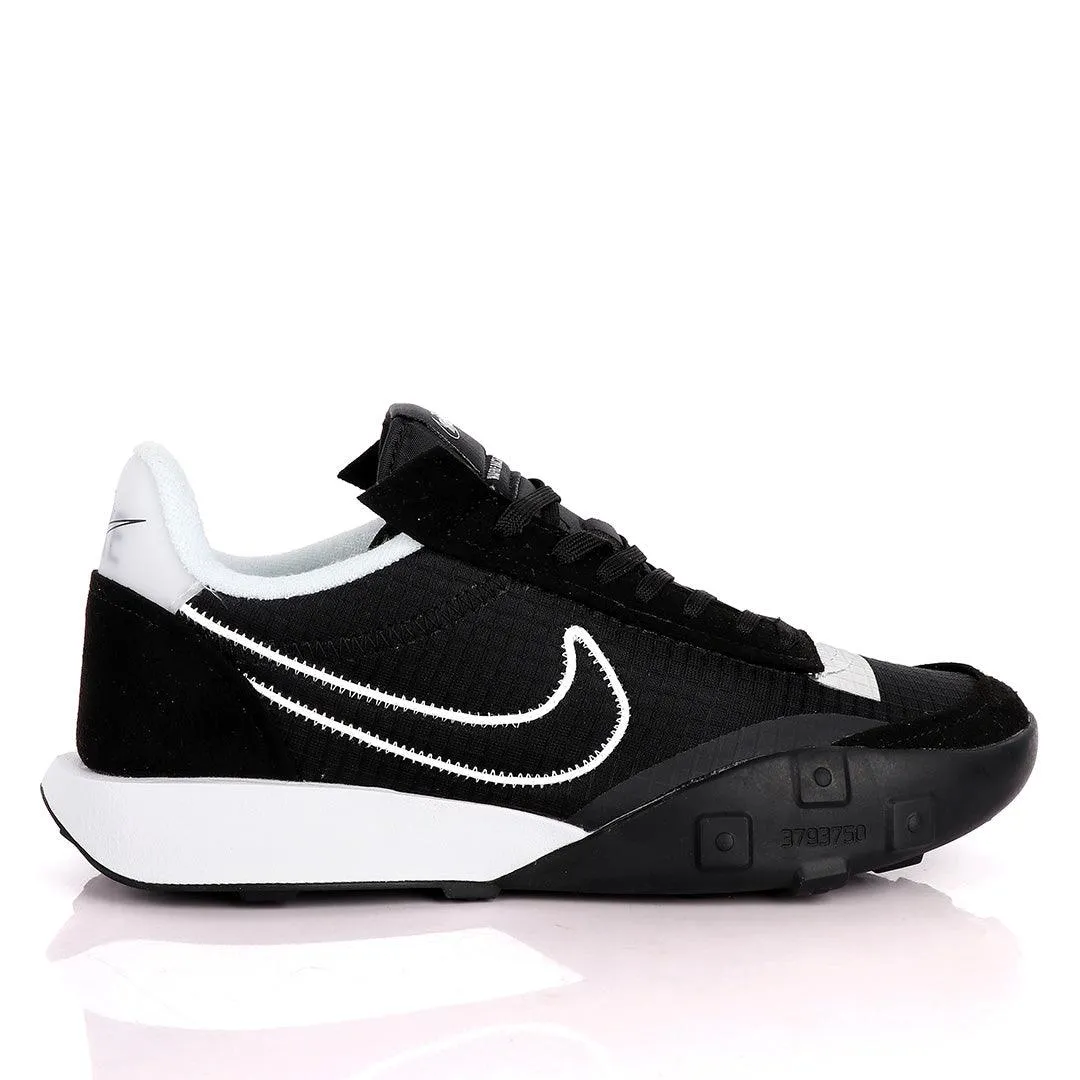 NK Waffle Racer Black And White Sneakers