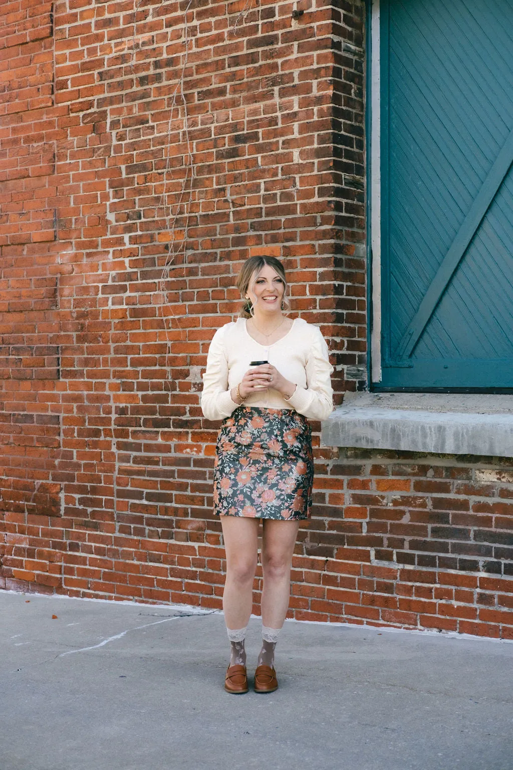 Sheer Floral Lace Crew Socks in Nude