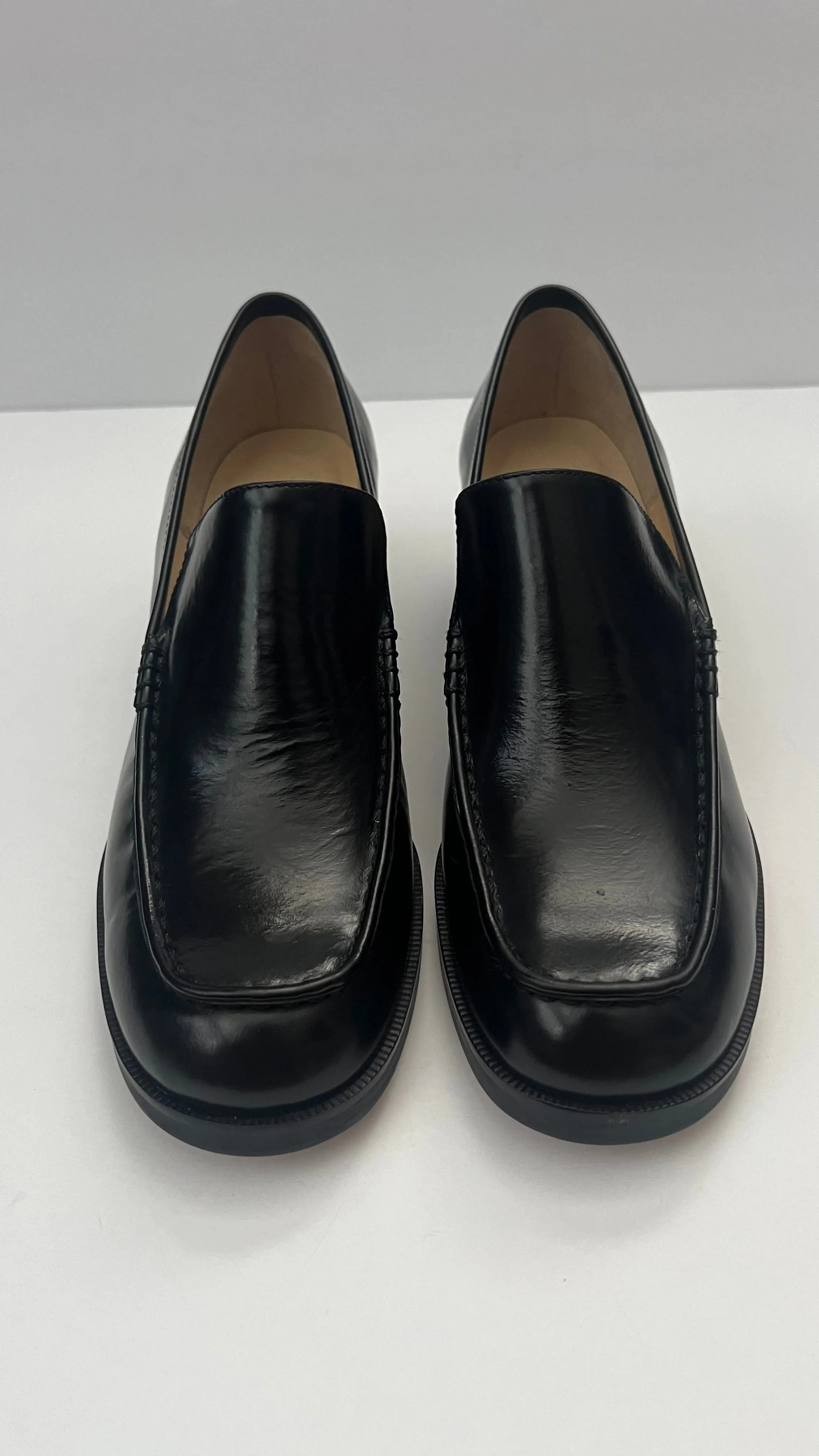 Vintage GAP Heel Loafer in Black