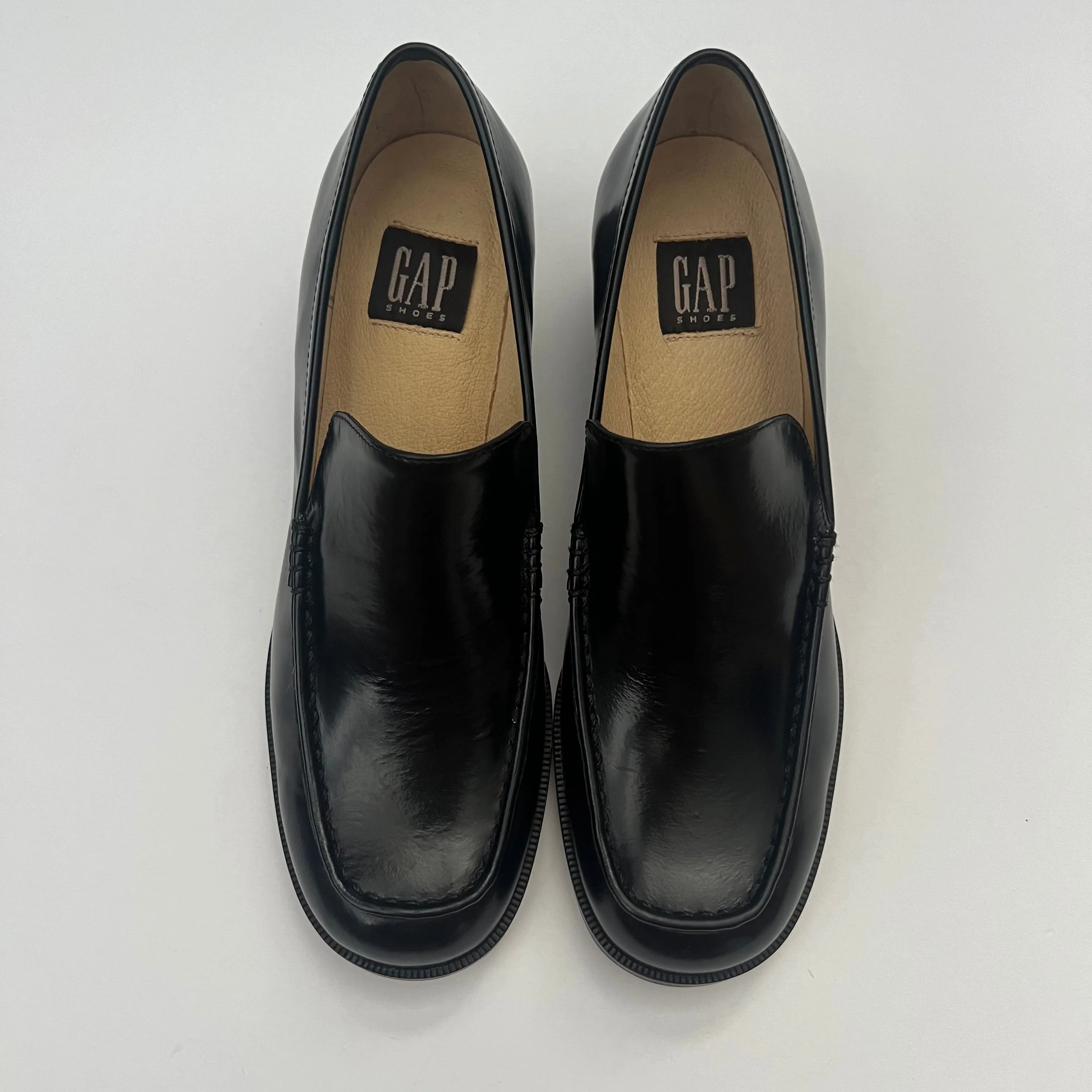 Vintage GAP Heel Loafer in Black