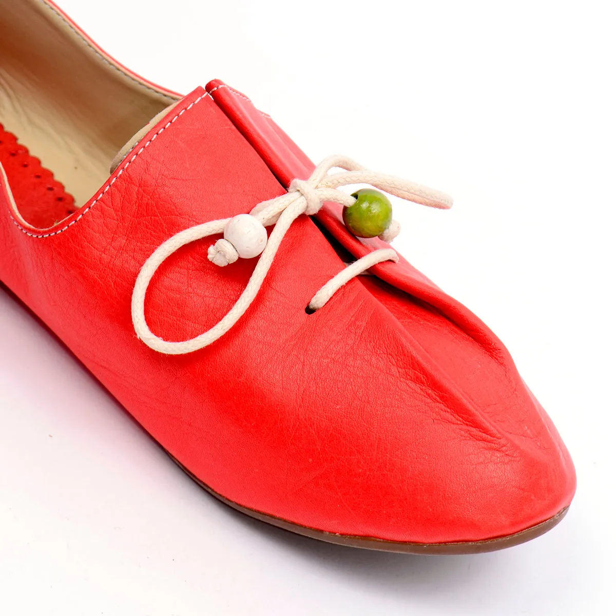 Vintage Red Leather Flats Slip on Shoes w White Laces 8.5